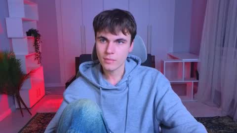 Maks online show from 02/10/25, 12:29