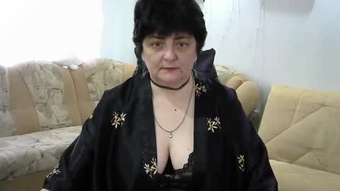 IsXLoves online show from 02/28/25, 09:58