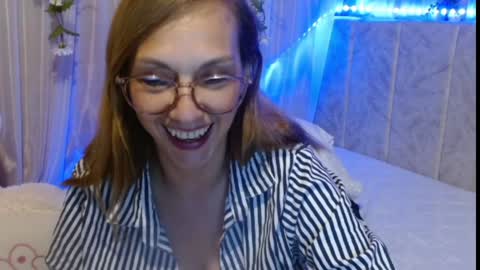 Itala Gomez online show from 02/09/25, 03:11