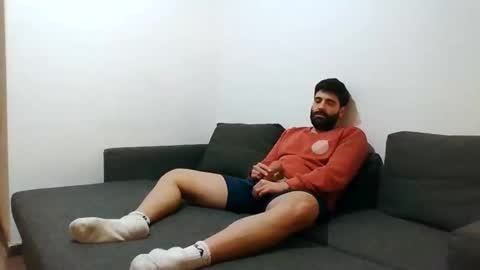 Snapshot of italianboybcn chatting on 12/27/24, 11:28 italianboybcn online show from 12/27/24, 11:28