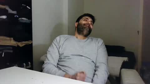 Snapshot of italianboybcn chatting on 01/14/25, 09:51 italianboybcn online show from 01/14/25, 09:51