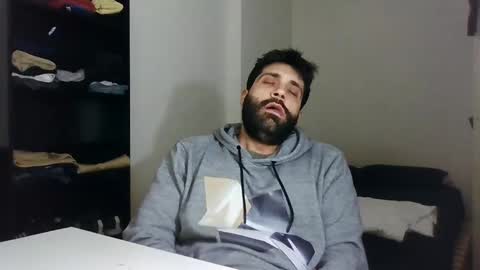 Snapshot of italianboybcn chatting on 01/25/25, 06:57 italianboybcn online show from 01/25/25, 06:57