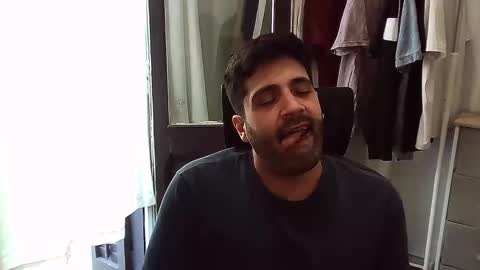 Snapshot of italianboybcn chatting on 10/11/25, 08:24 italianboybcn online show from 10/11/25, 08:24