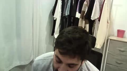 italianboybcn online show from 11/26/25, 06:31