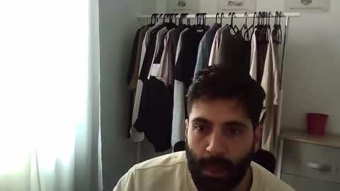 italianboybcn online show from 01/10/26, 09:44