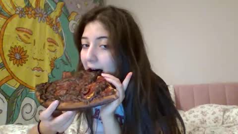 ItalianKitty online show from 11/09/25, 08:51