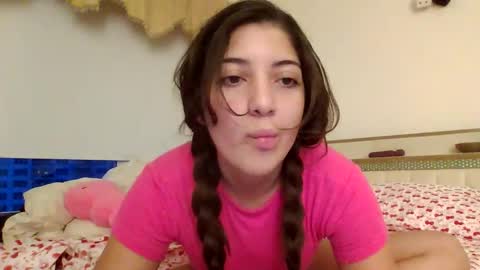 Snapshot of italiankittyx chatting on 05/11/26, 12:05 ItalianKitty online show from 05/11/26, 12:05