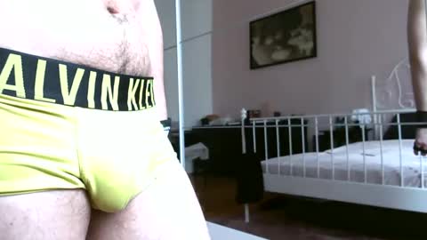 Snapshot of italianmonsterd chatting on 05/12/26, 10:12 italianmonsterD online show from 05/12/26, 10:12