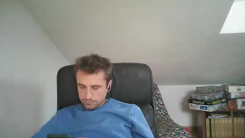 italiano116116 online show from 11/19/25, 02:17