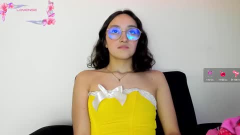 Angelica online show from 02/09/25, 10:21