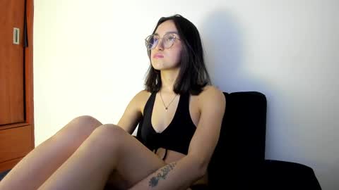 Angelica online show from 02/11/25, 11:01