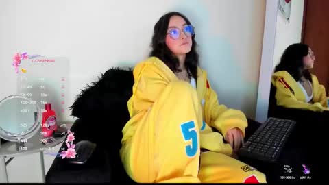 Angelica online show from 10/21/25, 08:20