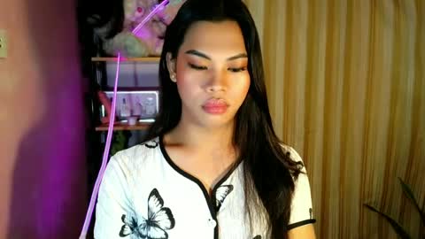 Snapshot of its_chloe20 chatting on 06/21/26, 03:14 its_chloe20 online show from 06/21/26, 03:14