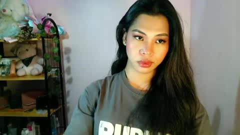 Snapshot of its_chloe20 chatting on 07/02/26, 11:05 its_chloe20 online show from 07/02/26, 11:05