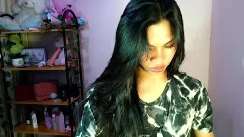 Snapshot of its_chloe20 chatting on 07/06/26, 12:24 its_chloe20 online show from 07/06/26, 12:24