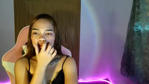 Snapshot of its_kimmy chatting on 02/25/26, 11:58 kimmy online show from 02/25/26, 11:58