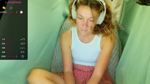 Lily online show from 04/20/26, 11:06