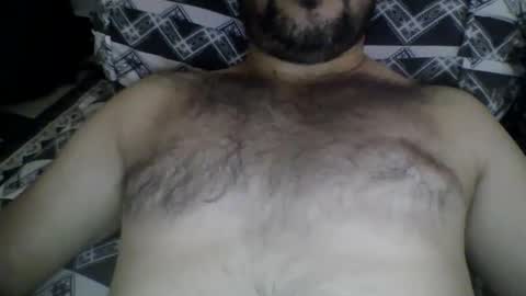 Snapshot of its_me_2323 chatting on 06/08/26, 05:30 its_me_2323 online show from 06/08/26, 05:30
