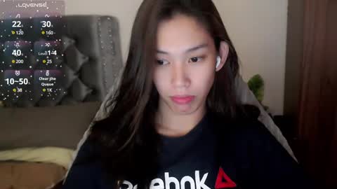 Snapshot of its_me_cora chatting on 02/23/25, 06:12 Cora online show from 02/23/25, 06:12