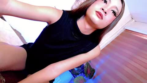 its_me_luna1111 online show from 07/05/26, 05:36