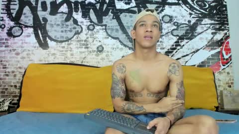 Miley hurtado online show from 02/02/25, 01:30