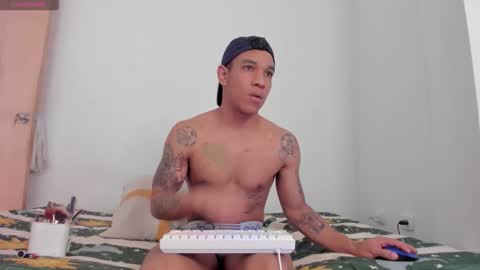 Miley hurtado online show from 11/02/25, 01:13