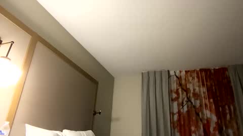 itsavibeouthere online show from 12/17/24, 06:56