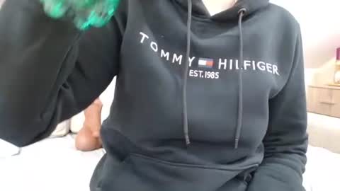 Busty mommy online show from 11/09/25, 04:27