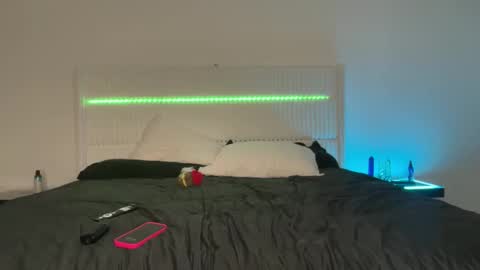 Snapshot of itscaylawatsun chatting on 02/26/25, 02:04 itscaylawatsun online show from 02/26/25, 02:04