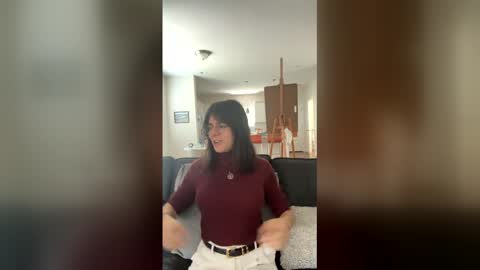 itschloelaurent online show from 05/04/26, 03:30