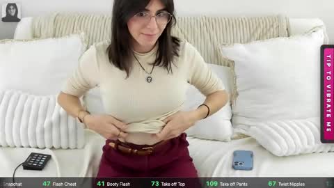 itschloelaurent online show from 05/22/26, 07:52