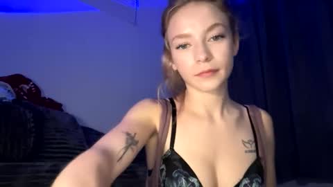 Danielle Rose online show from 05/22/26, 02:19