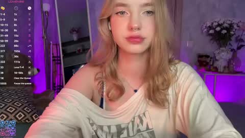 Snapshot of itsevedarkside_ chatting on 06/03/26, 06:27 Eva online show from 06/03/26, 06:27