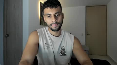 Snapshot of itsgeo1111 chatting on 02/13/25, 01:40 CALL ME GEO online show from 02/13/25, 01:40