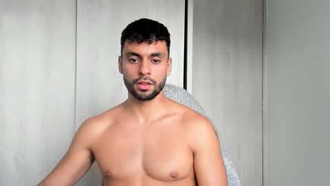 Snapshot of itsgeo1111 chatting on 09/22/25, 10:45 CALL ME GEO online show from 09/22/25, 10:45