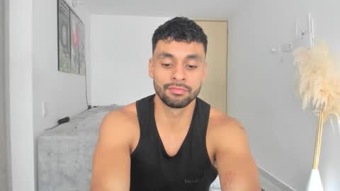 Snapshot of itsgeo1111 chatting on 10/14/25, 09:37 CALL ME GEO online show from 10/14/25, 09:37