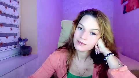 itslunaday online show from 09/29/25, 05:07