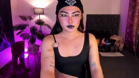 Siana online show from 05/11/26, 08:42