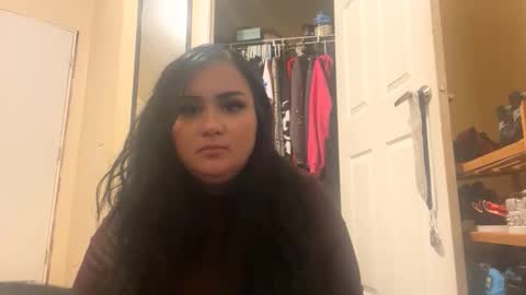 Snapshot of itsmissclingy chatting on 10/28/25, 04:49 itsmissclingy online show from 10/28/25, 04:49