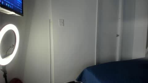Snapshot of itsmoon_swt_ chatting on 06/01/26, 06:09 Moon online show from 06/01/26, 06:09