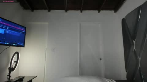 Snapshot of itsmoon_swt_ chatting on 06/06/26, 06:01 Moon online show from 06/06/26, 06:01