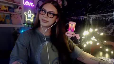 Nicki Foxx online show from 01/17/25, 06:33