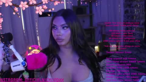 Nicki Foxx online show from 06/25/26, 11:31