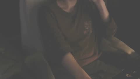 Snapshot of itsnotliam834 chatting on 01/11/25, 01:27 itsnotliam834 online show from 01/11/25, 01:27