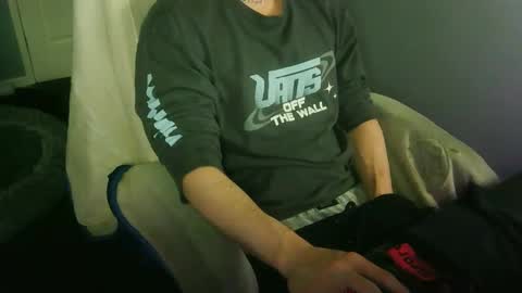 Snapshot of itsnotliam834 chatting on 09/10/25, 02:44 itsnotliam834 online show from 09/10/25, 02:44