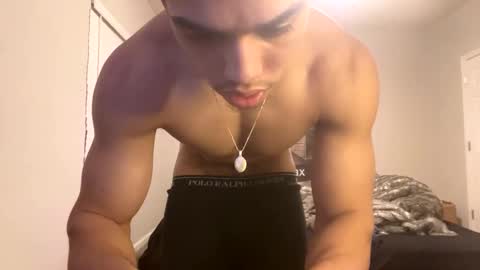 Snapshot of itstarzan chatting on 02/13/25, 12:24 TARZAN online show from 02/13/25, 12:24