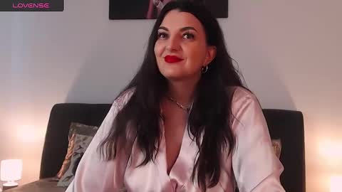 Melissa Khaan online show from 02/21/25, 11:01
