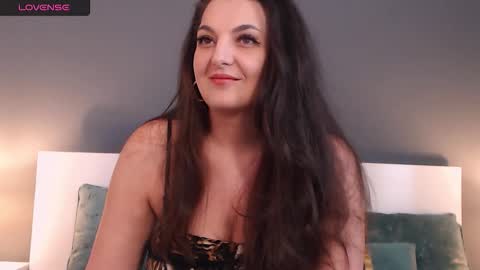 Melissa Khaan online show from 12/03/25, 07:49