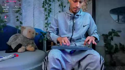 itszairen online show from 07/17/26, 04:08