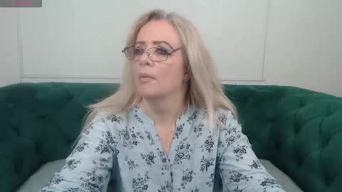 ivanacharm online show from 09/21/25, 03:30